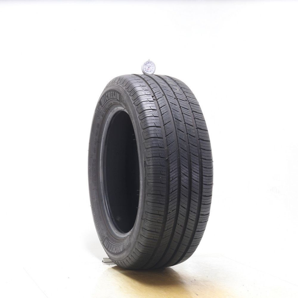 Used 235/55R17 Michelin Defender T+H 99H - 9.5/32 - Image 1