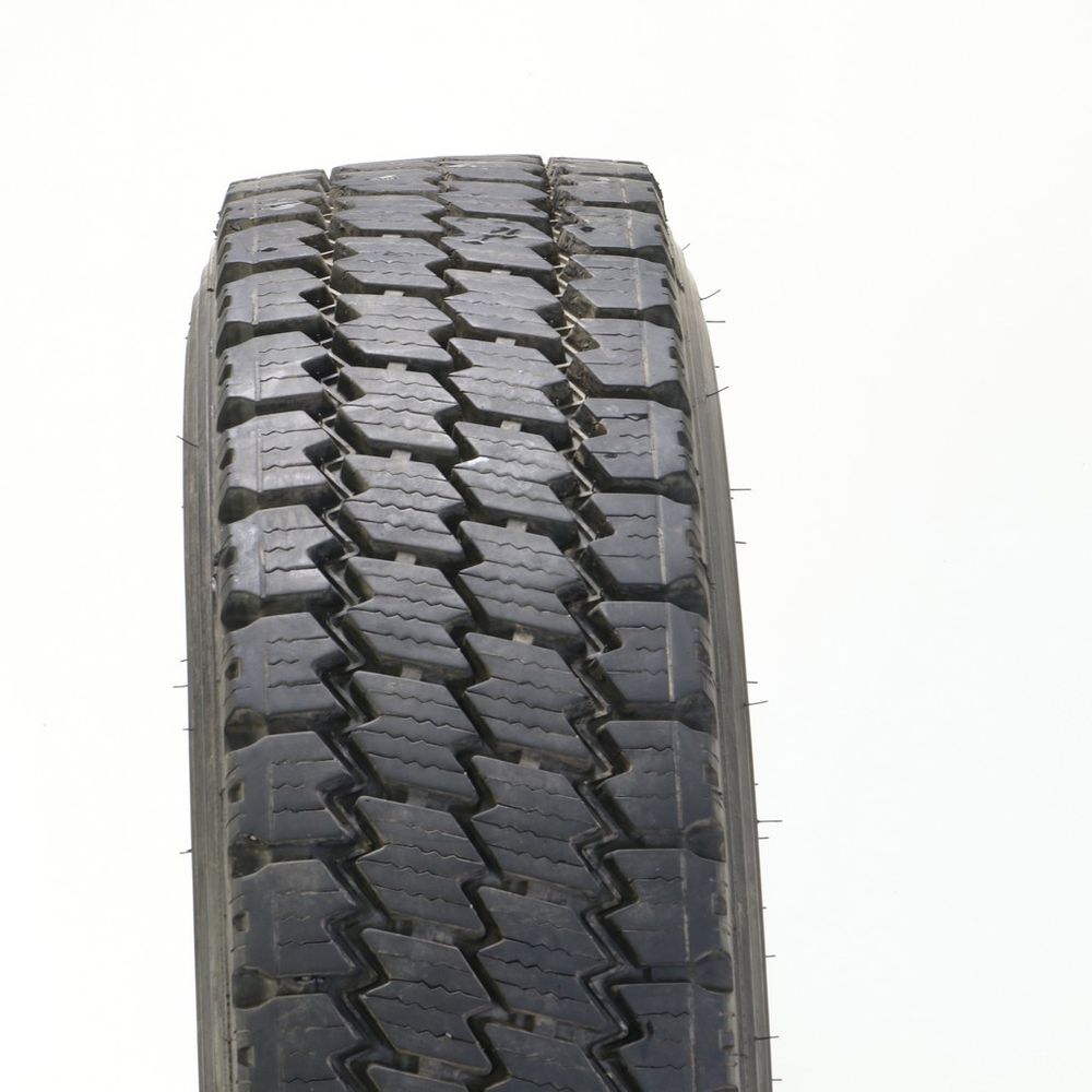 Used 225/70R19.5 Michelin XDS2 128/126N - 16/32 - Image 2