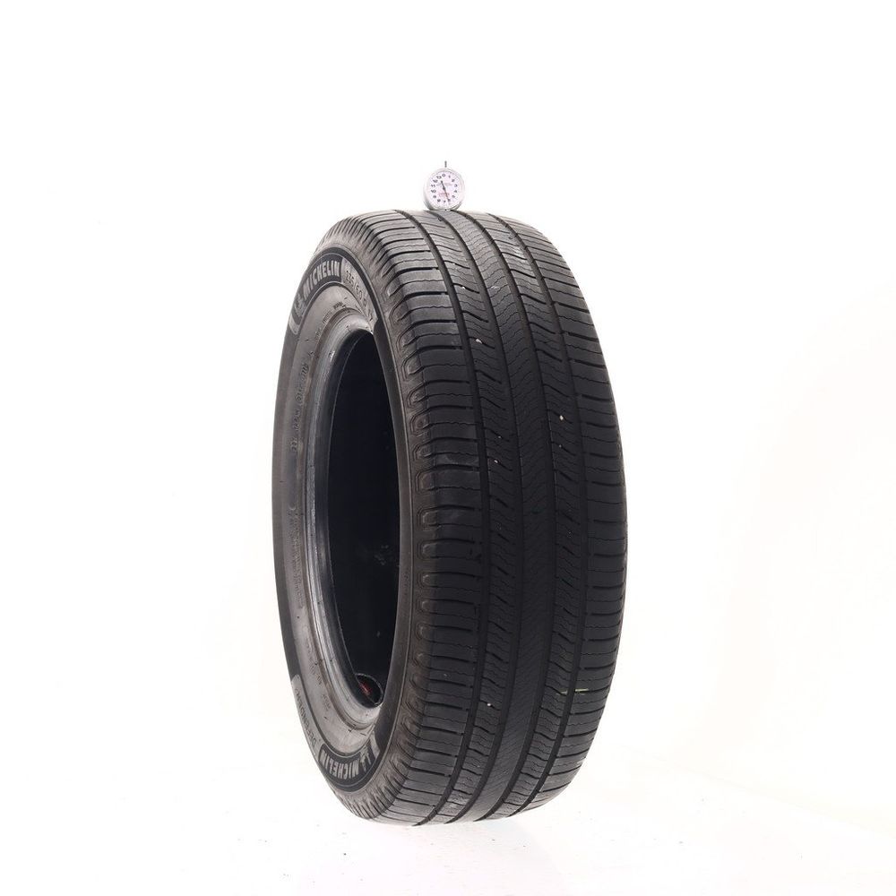 Set of (2) Used 235/60R17 Michelin Defender 2 102H - 6-7.5/32 - Image 1