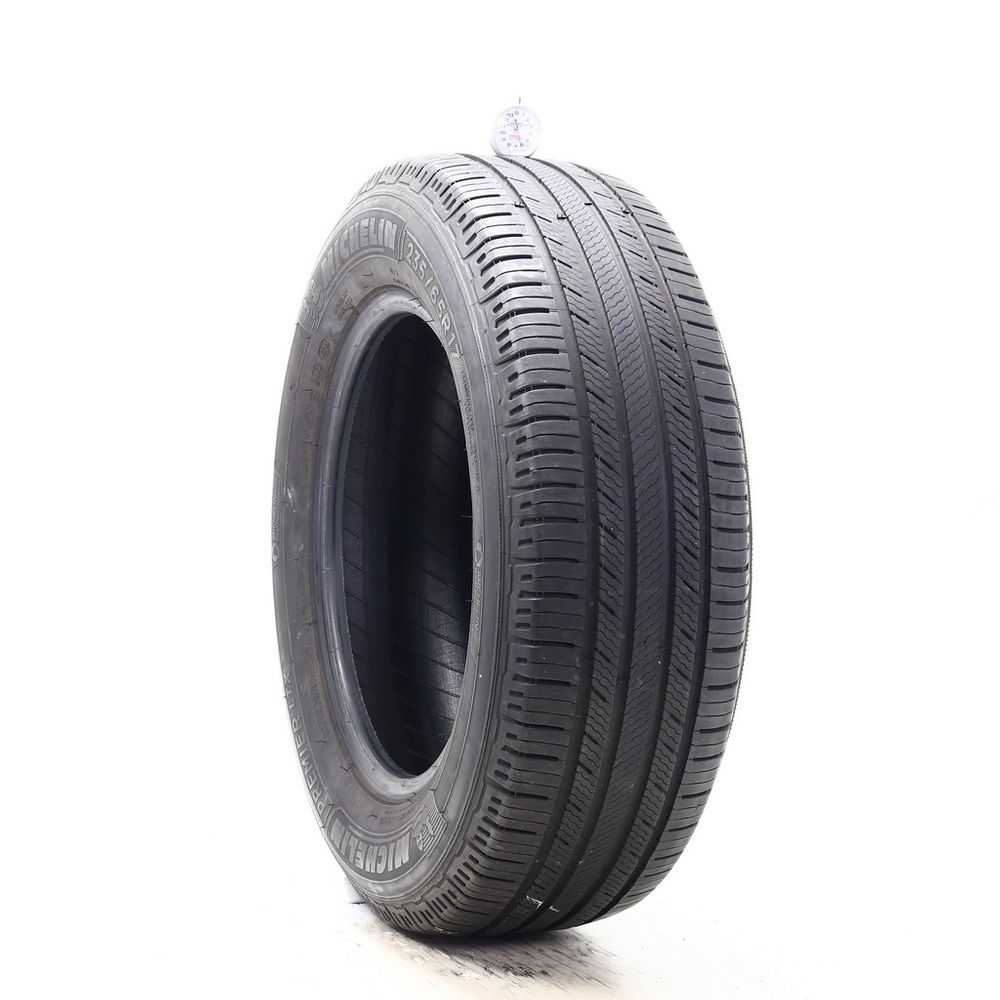 Set of (4) Used 235/65R17 Michelin Premier LTX 104H - 5.5-7/32 - Image 4