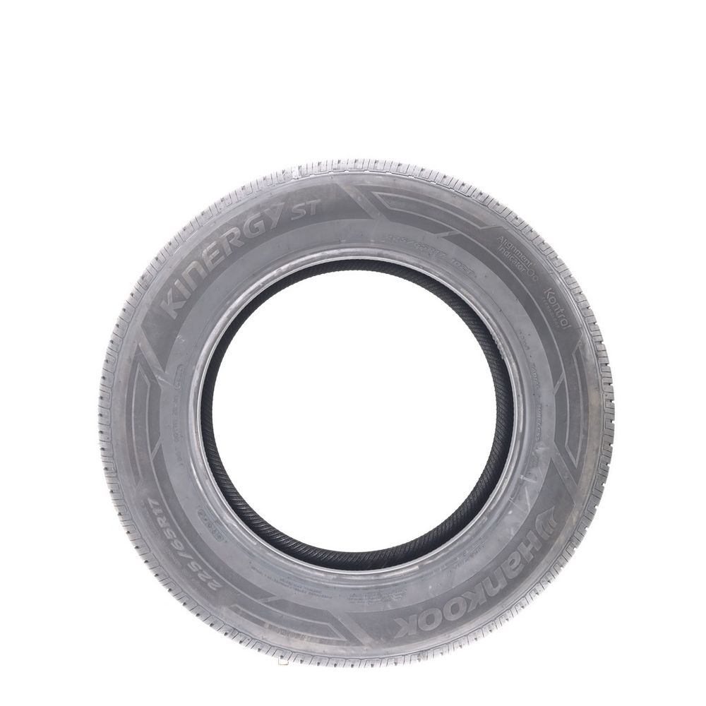 New 225/65R17 Hankook Kinergy ST 102T - 8.5/32 - Image 3