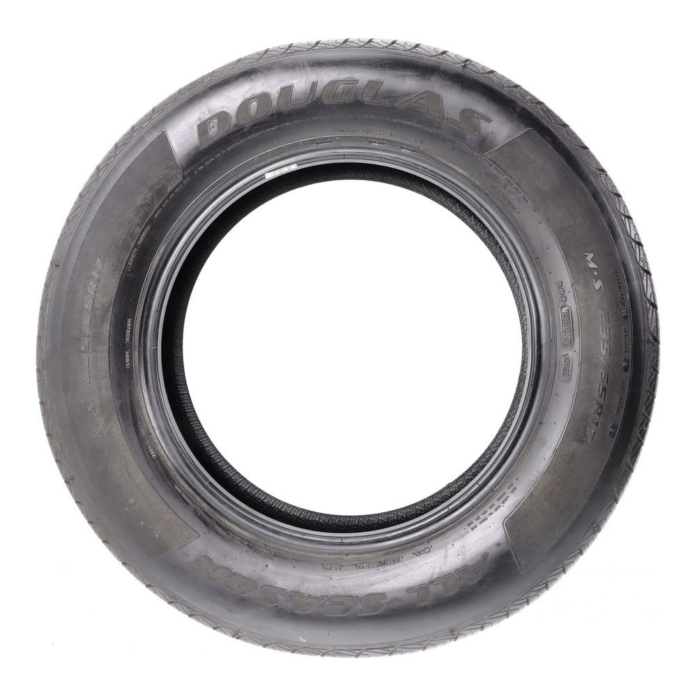 Set of (4) Used 235/65R17 Douglas All Season (Douglas) 104T - 5-6.5/32 - Image 6