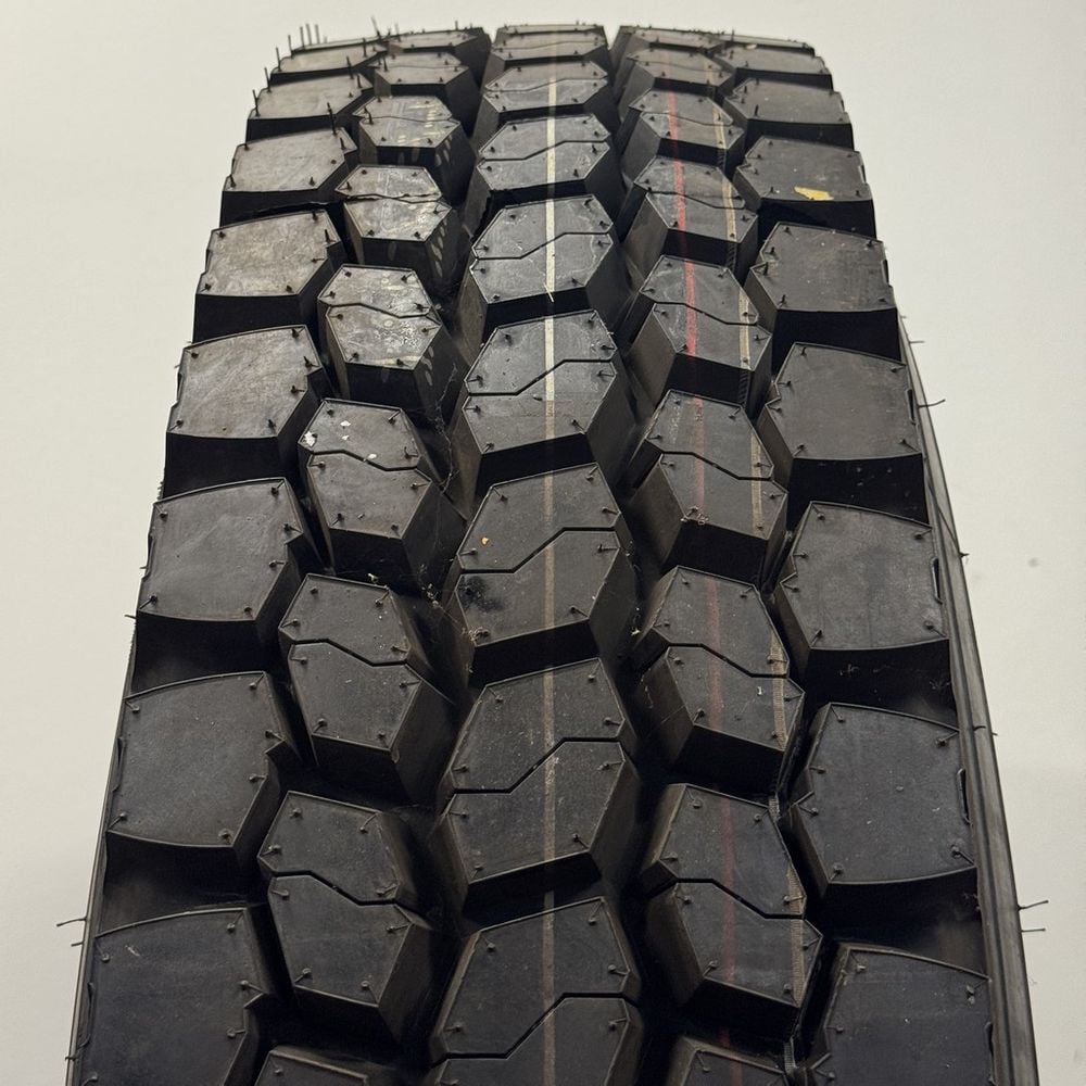 New 11R24.5 Milestar BD758 146/143L - Image 2