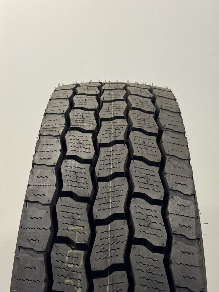 New 11R22.5 Bridgestone V-steel MIX M760 Ecopia 1N/A - Image 2