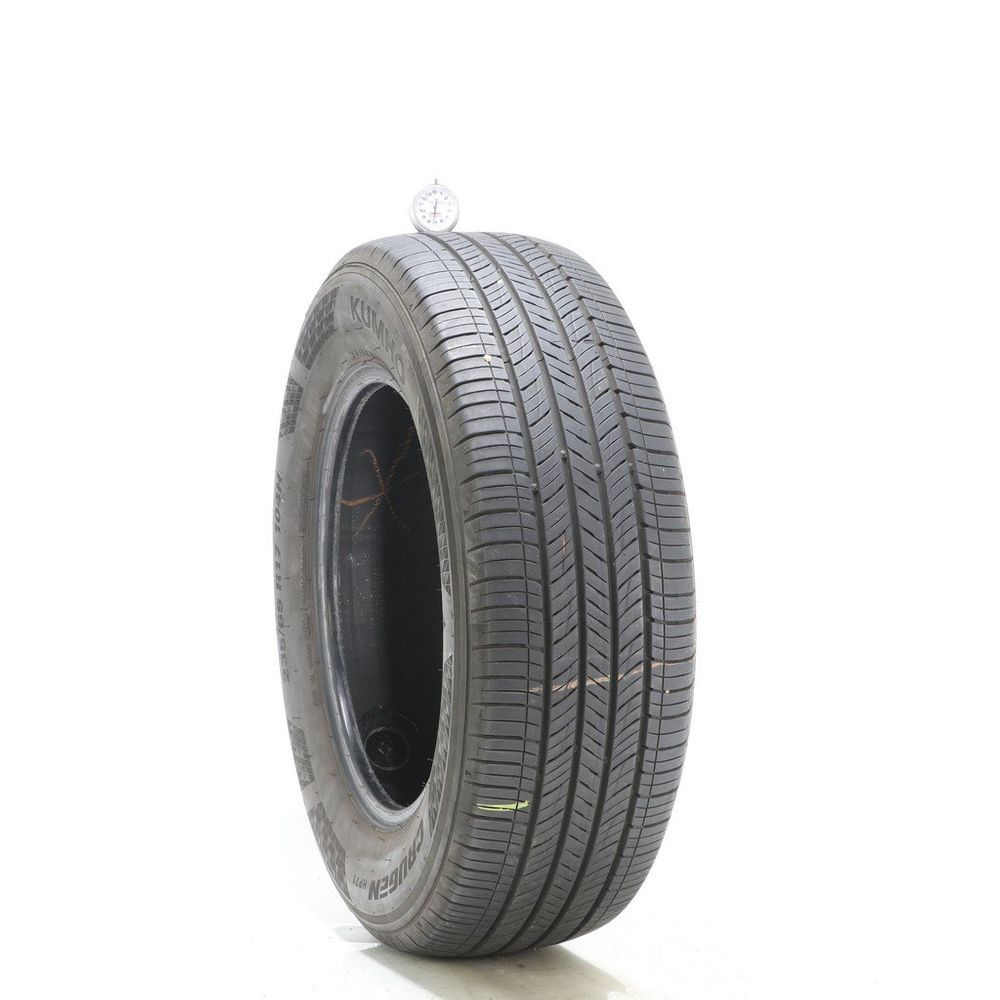 Set of (4) Used 235/65R17 Kumho Crugen HP71 104H - 7-8.5/32 - Image 1