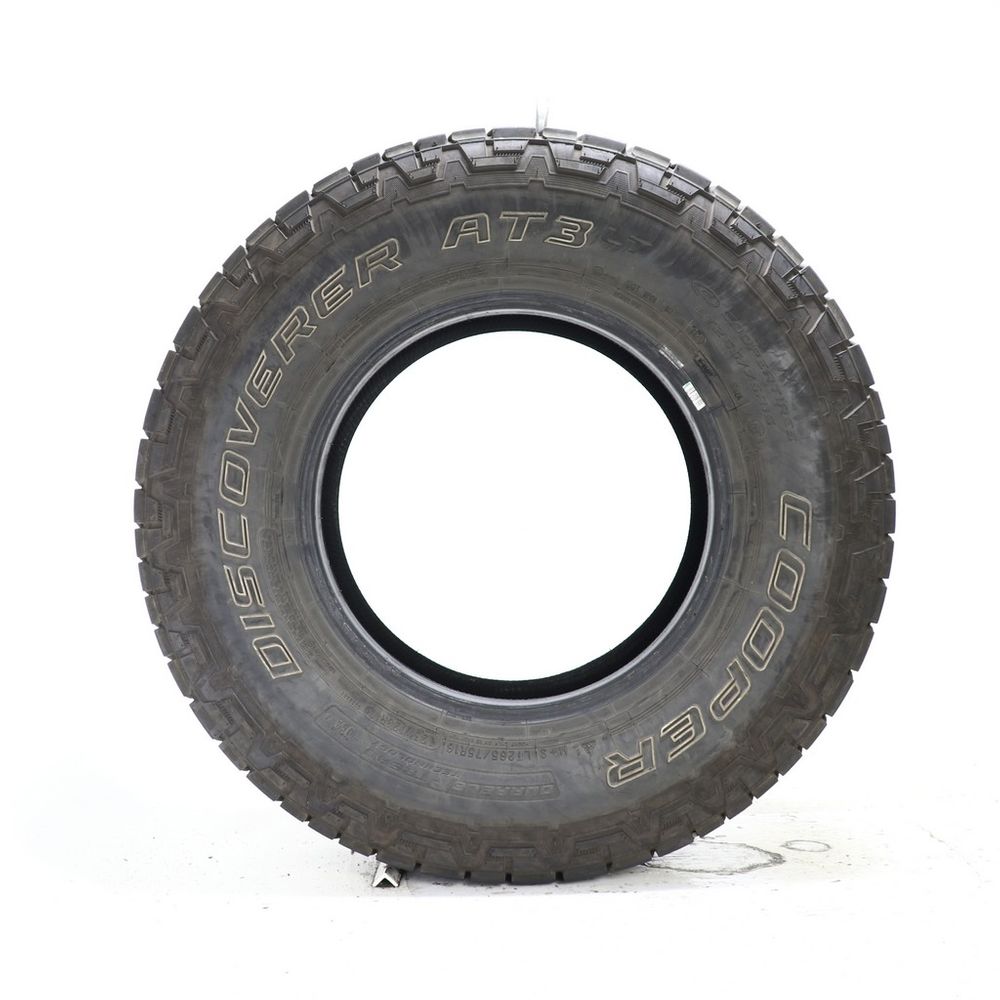 Used LT 265/75R16 Cooper Discoverer AT3 LT 123/120R - 11/32 - Image 3