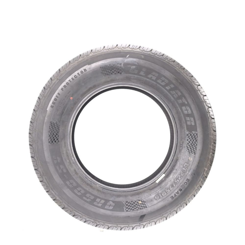 New LT 225/75R16 Gladiator QR600-SV 115/112R E - Image 3