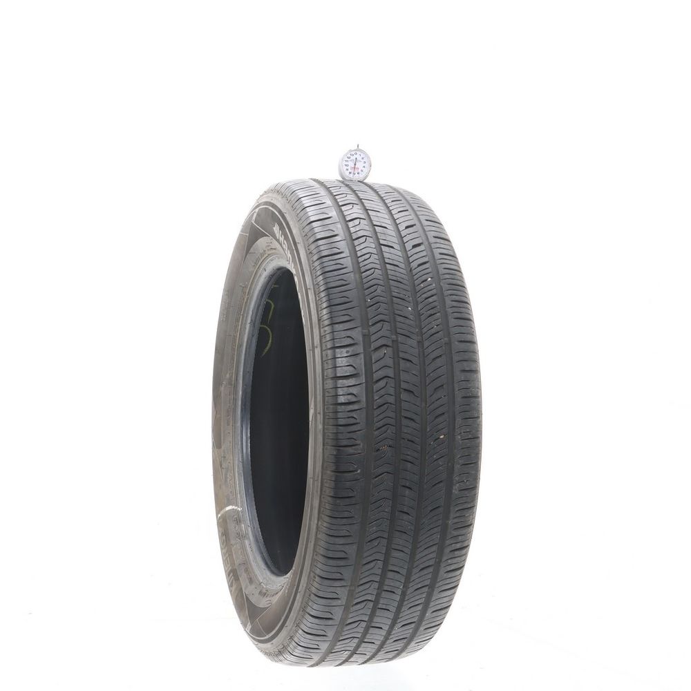 Set of (2) Used 235/60R18 Hankook Kinergy PT 107V - 7-7.5/32 - Image 1