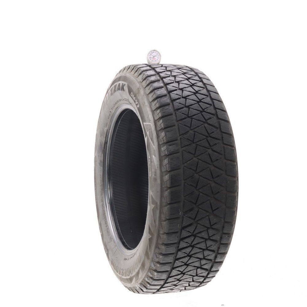 Used 255/60R18 Bridgestone Blizzak DM-V2 112S - 9.5/32 - Image 1