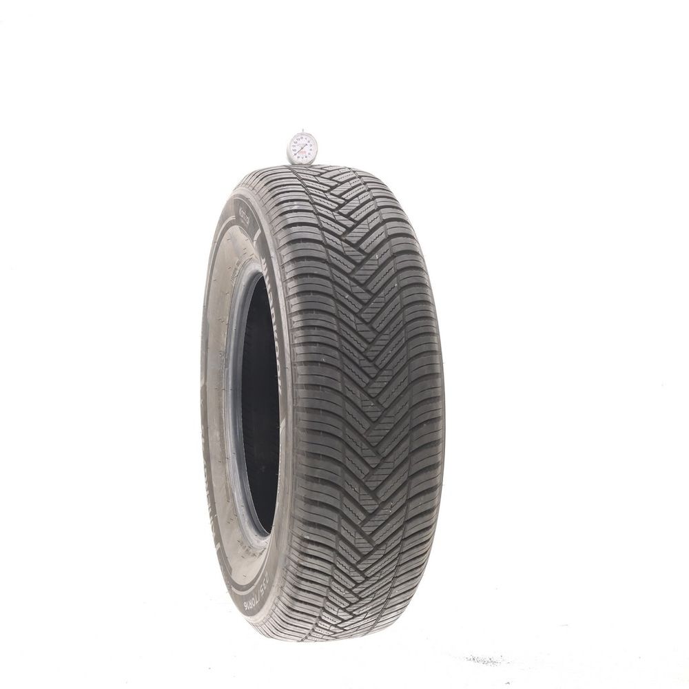 Used 235/70R16 Hankook Kinergy 4S2 X 106H - 9/32 - Image 1