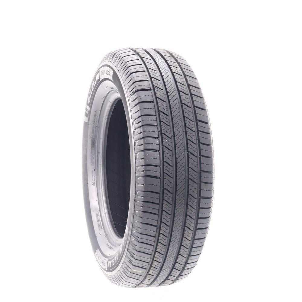 New 235/65R17 Michelin Defender 2 104H - Image 1