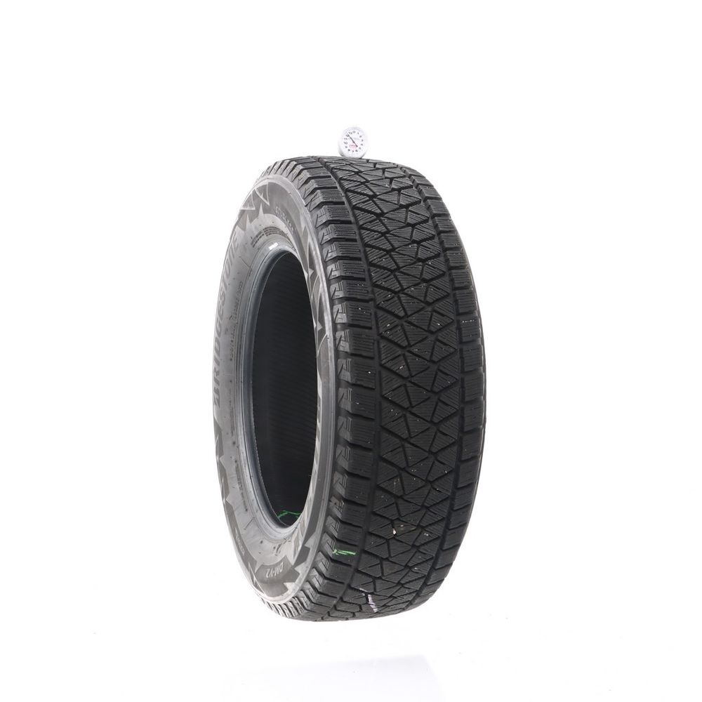 Set of (2) Used 235/65R17 Bridgestone Blizzak DM-V2 108S - 10.5-12/32 - Image 4