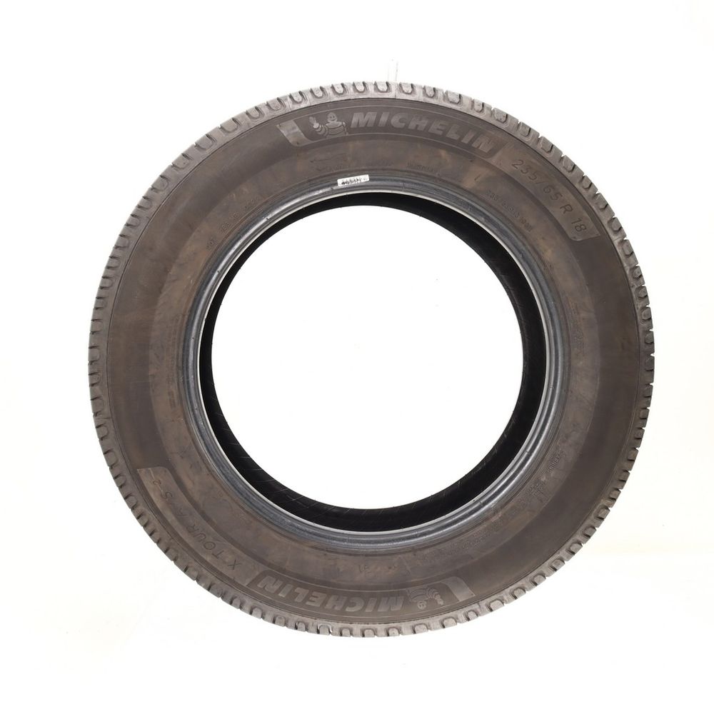 Set of (2) Used 235/65R18 Michelin X Tour A/S 2 106H - 9-10.5/32 - Image 3