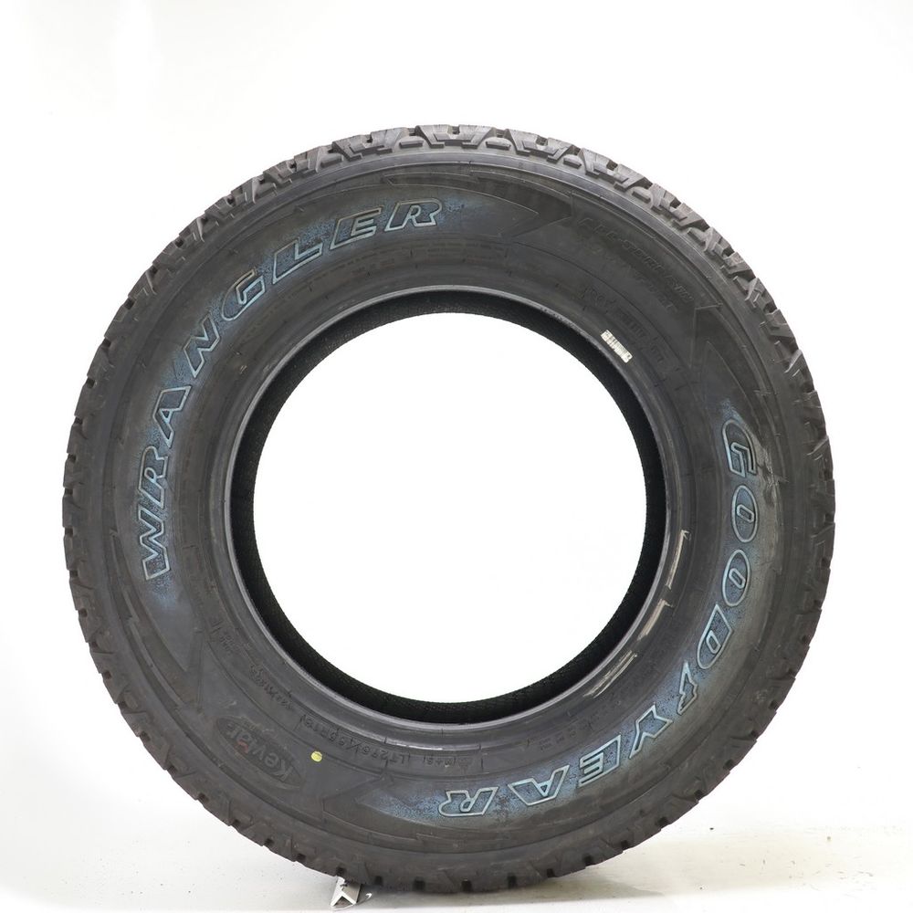 Set of (2) Used LT 275/65R18 Goodyear Wrangler All-Terrain Adventure Kevlar 123/120S E - 13-14.5/32 - Image 6
