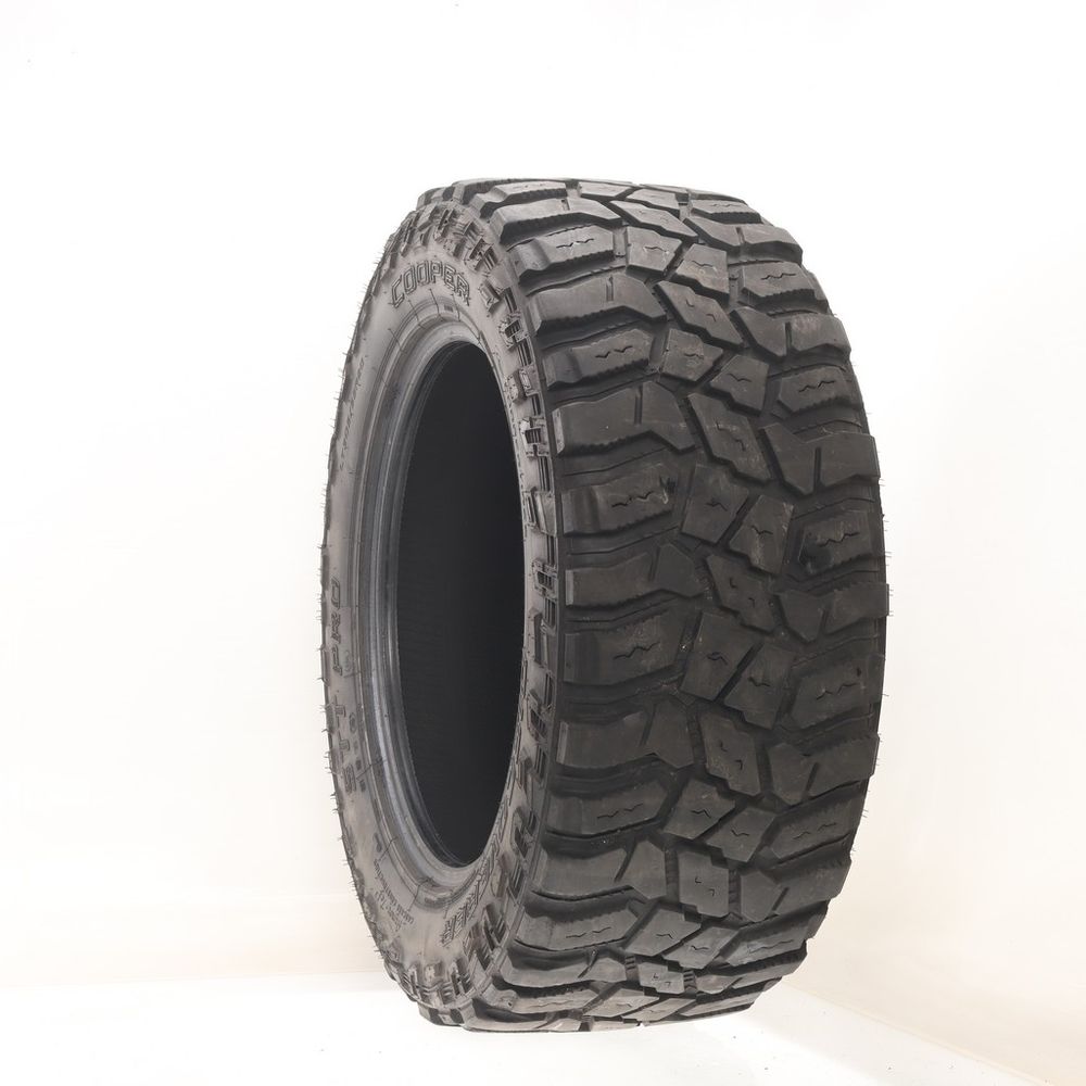 Used LT 305/55R20 Cooper Discoverer STT Pro 121/118Q E - 14/32 - Image 1