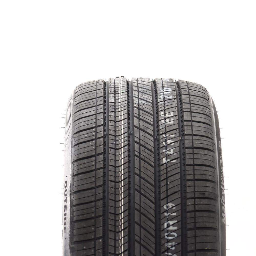 Set of (4) New 235/40ZR19 Kumho Majesty 9 Solus TA91 EV 96W - Image 2