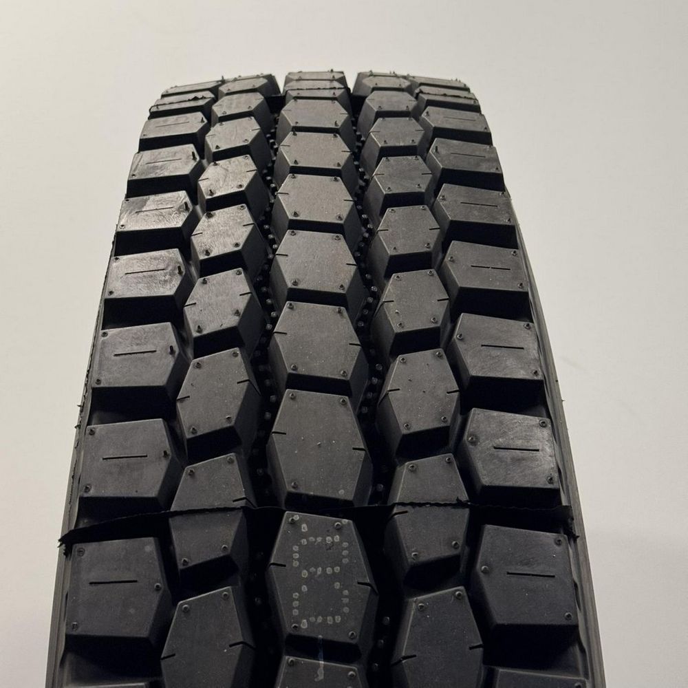 Set of (2) New 11R24.5 Goodride CM980 149/146L - Image 2