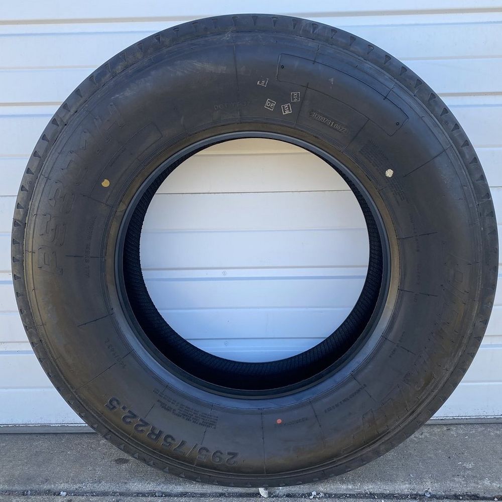 New LT 295/75R22.5 Pearly PS301H 146/143L H - 18/32 - Image 3