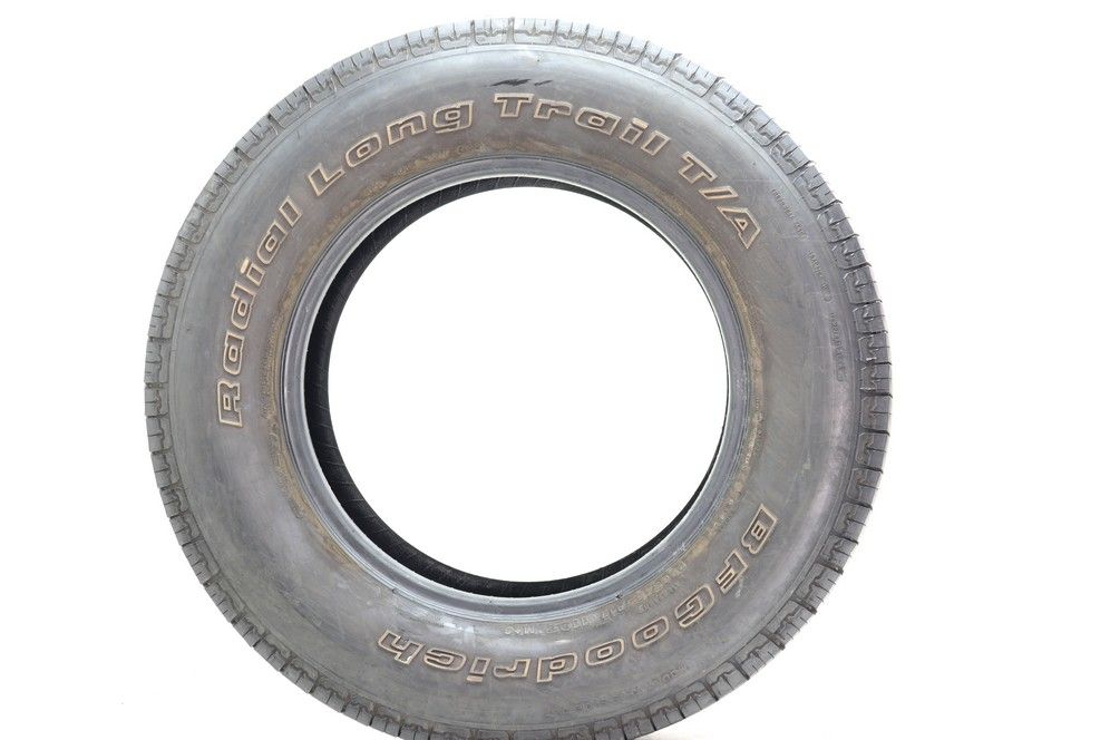 Used 265/65R17 BFGoodrich Radial Long Trail T/A 110T - 6.5/32 - Image 3