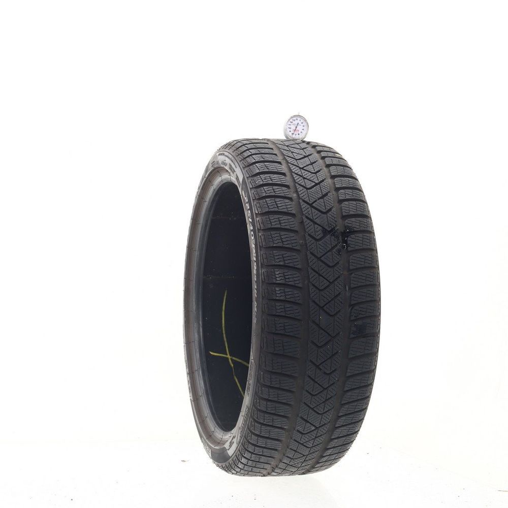 Set of (2) Used 225/40R19 Pirelli Winter Sottozero 3 Run Flat 93H - 7.5-8.5/32 - Image 1