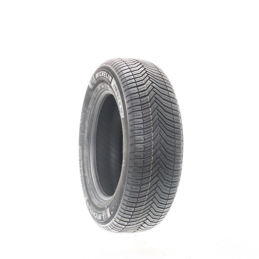 Set of (4) New 235/65R17 Michelin CrossClimate SUV MO 104V - Image 1