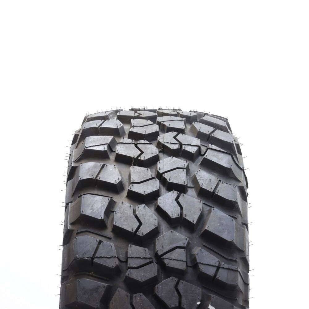 New LT 285/70R18 BFGoodrich Mud-Terrain T/A KM2 127/124Q E - 15/32 | Utires