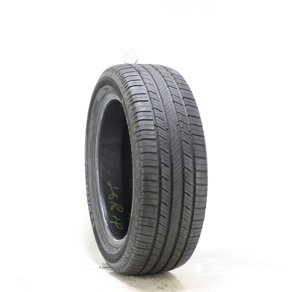 Set of (2) Used 225/55R19 Michelin Defender 2 99H - 9-10/32 - Image 4