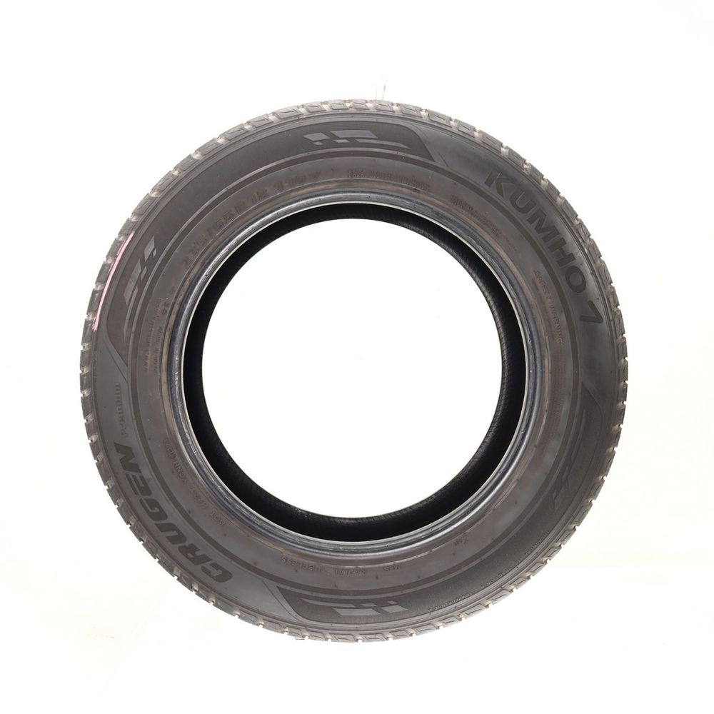 Used 235/65R18 Kumho Crugen Premium 110V - 7/32 - Image 3