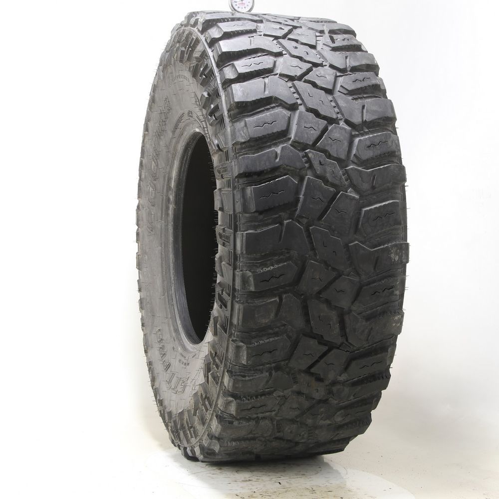 Used LT 37X13.5R17 Cooper Discoverer STT Pro 121Q - 9.5/32 - Image 1