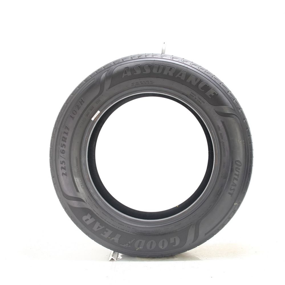 Used 225/65R17 Goodyear Assurance Outlast 102H - 4.5/32 - Image 3