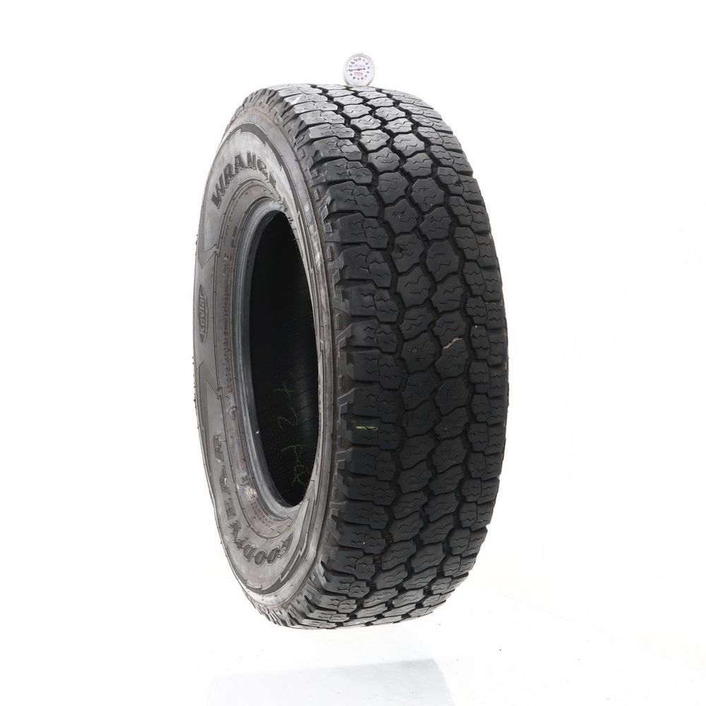 Set of (2) Used LT 275/70R18 Goodyear Wrangler All-Terrain Adventure Kevlar 125/122R E - 8.5-10/32 - Image 4