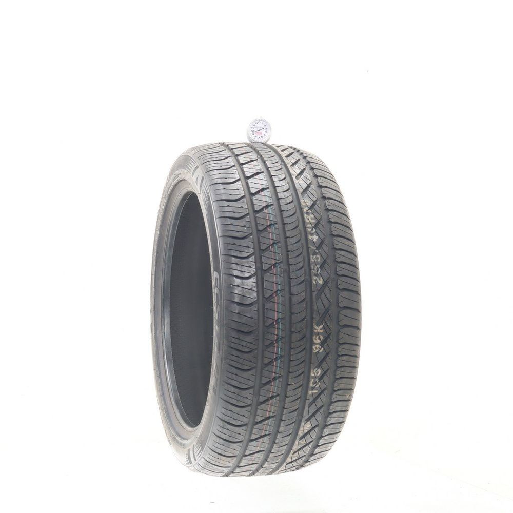 Used 255/40ZR18 Kumho Ecsta 4X II 99W - 9.5/32 - Image 1