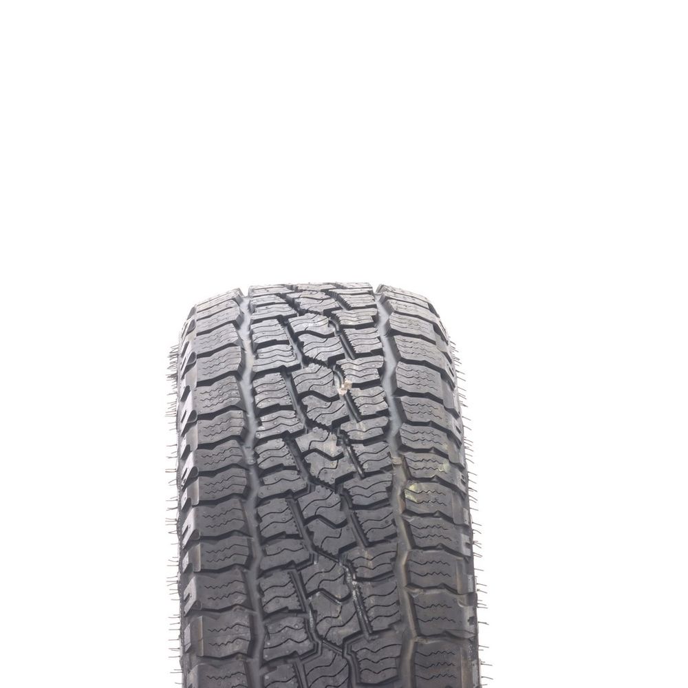 New 235/65R18 Cooper Discoverer Road+Trail AT 106V - Image 2