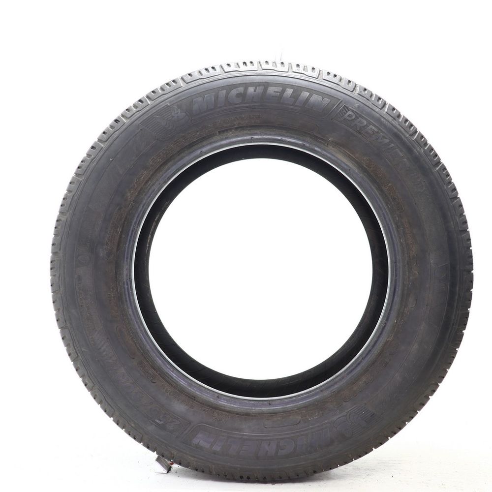 Used 255/60R17 Michelin Premier LTX 106V - 7/32 - Image 3