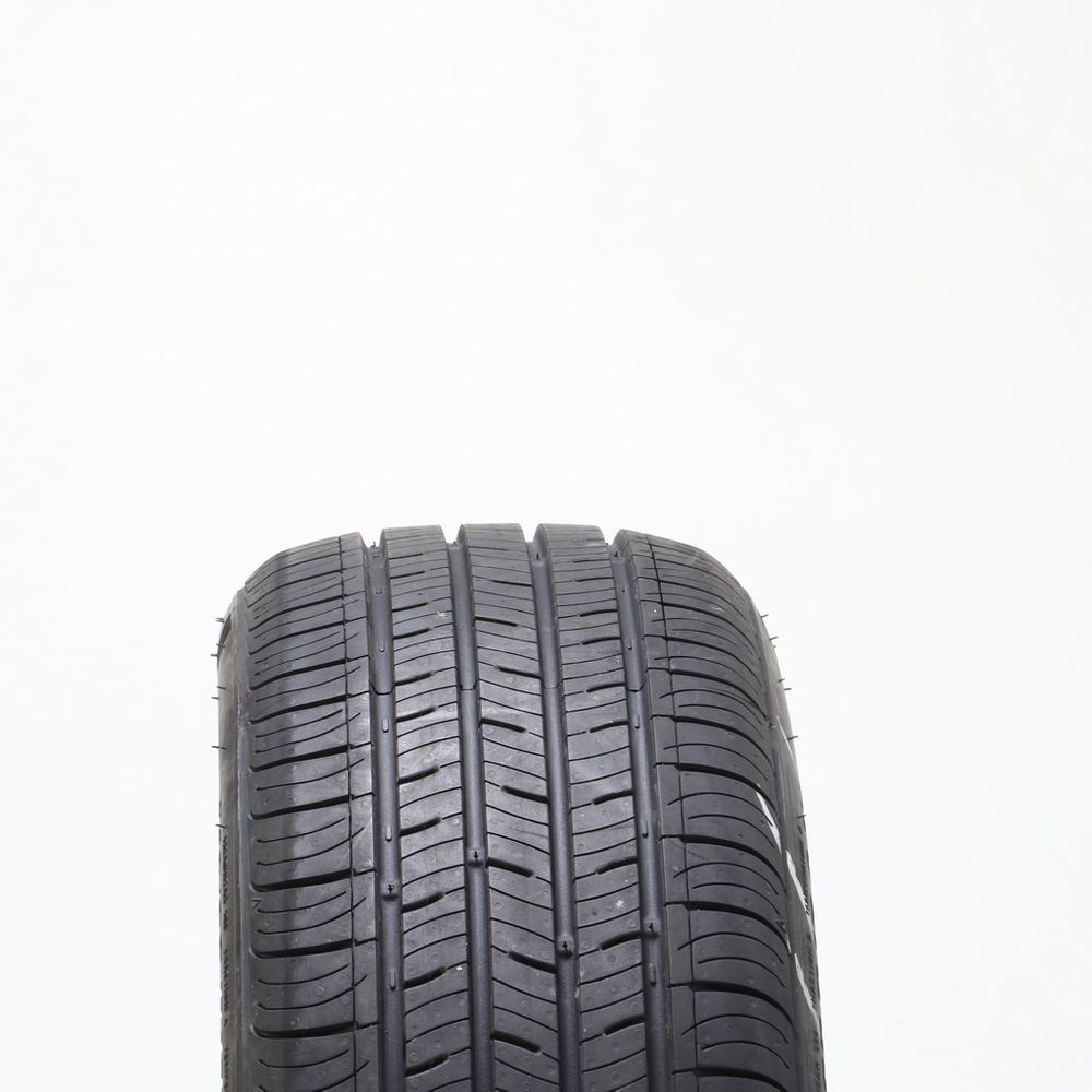 Driven Once 215/55R17 Kumho Solus TA31 94V - 9.5/32 - Image 2