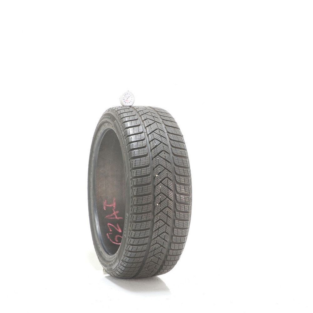 Set of (2) Used 205/40R17 Pirelli Winter Sottozero 3 84H - 8.5/32 - Image 1