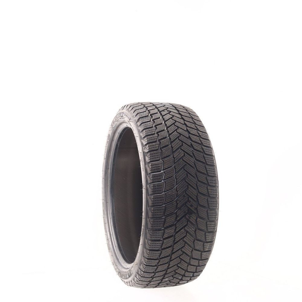 New 225/40R19 Michelin X-Ice Snow 93H - Image 1