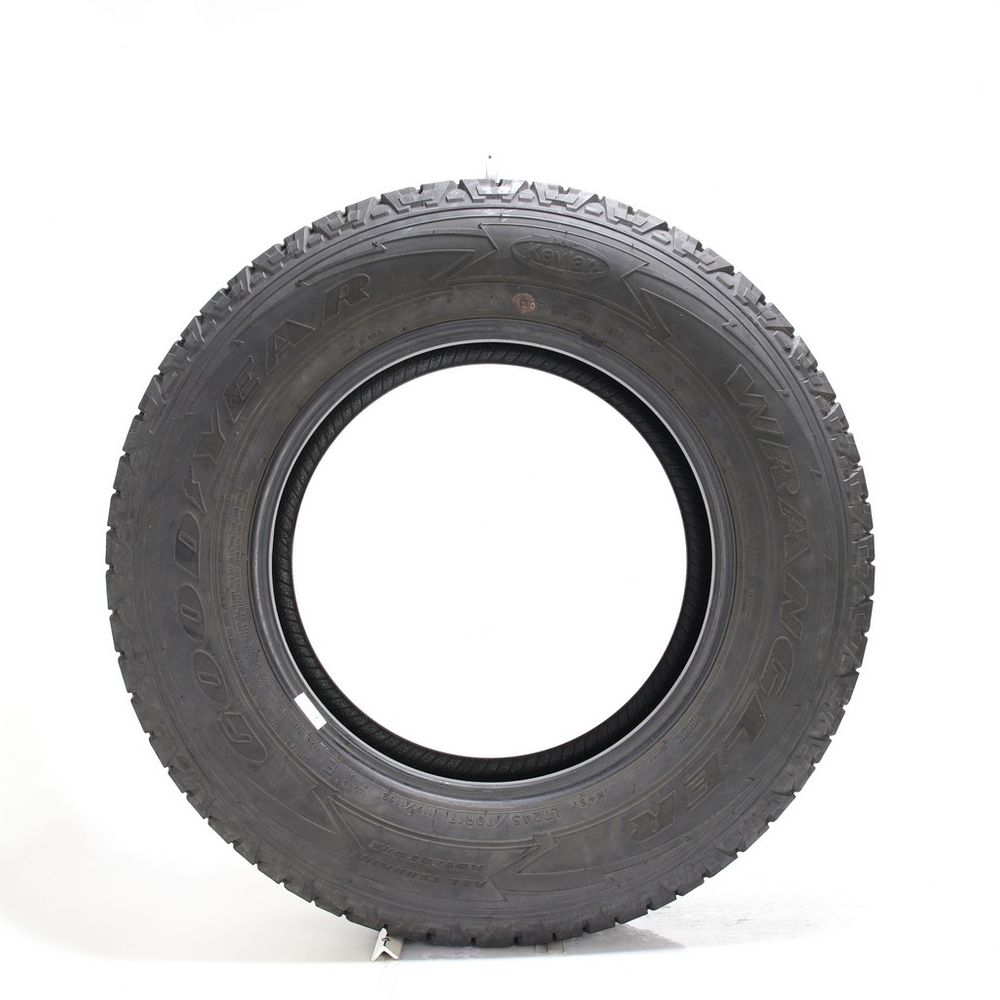 Set of (2) Used LT 245/70R17 Goodyear Wrangler All-Terrain Adventure Kevlar 119/116S E - 7.5/32 - Image 3