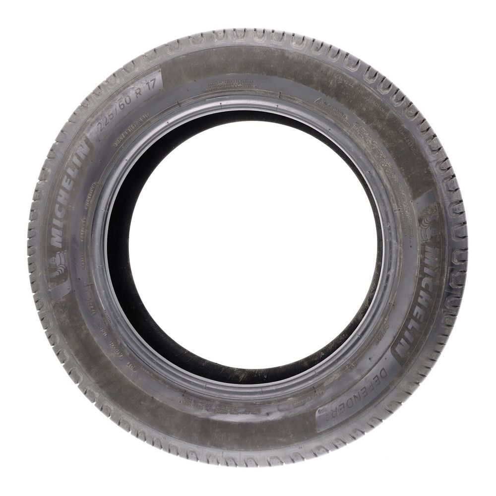 Set of (4) Used 225/60R17 Michelin Defender 2 99H - 7.5/32 - Image 3