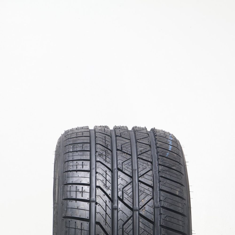 New 245/35ZR20 Road Hugger GTZ 95W 10/32 Utires