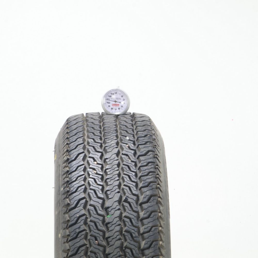 tomslexus205／70R15 Amazon.com: Yokohama Geolandar AT G015 205/70R15 96H