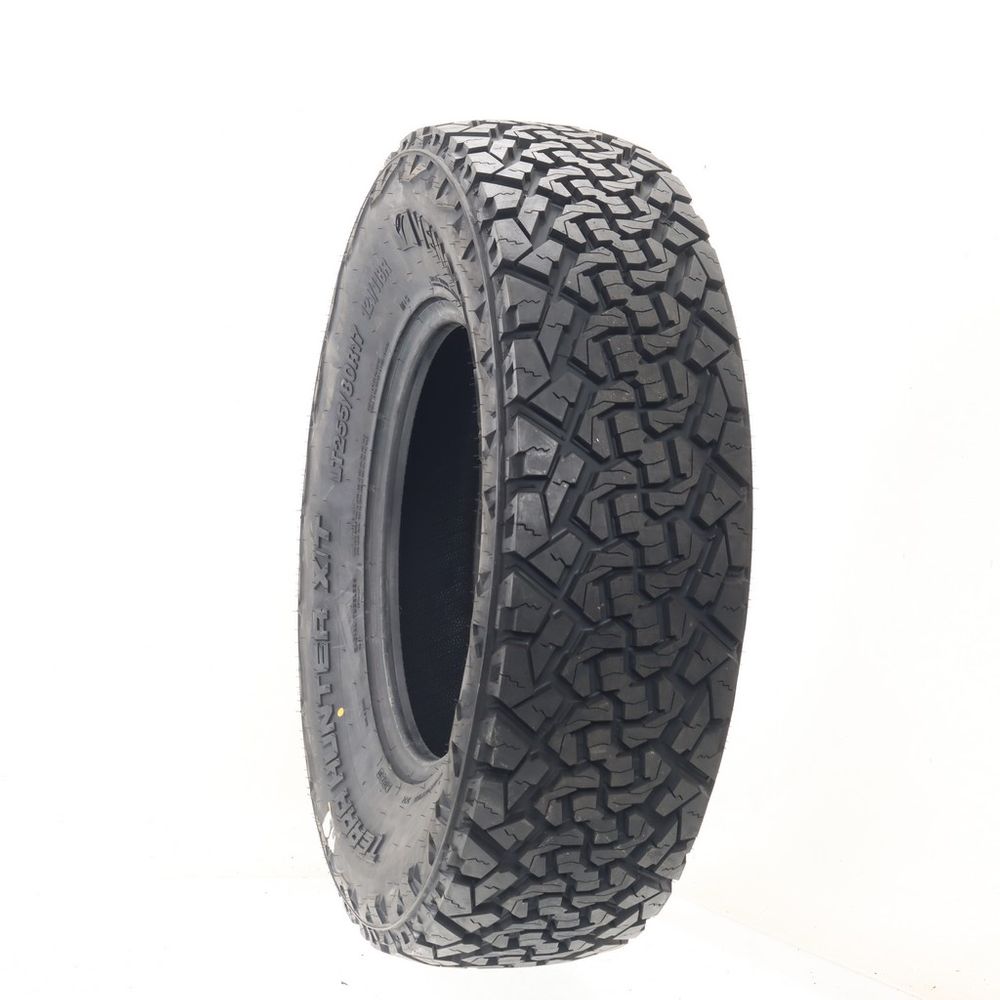 Set of (4) New LT 255/80R17 Venom Power Terra Hunter X/T 121/118R E - Image 1