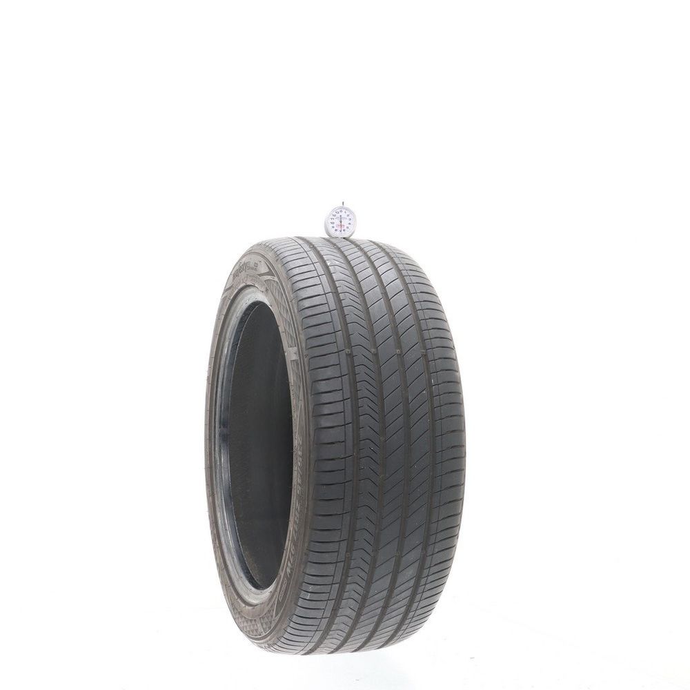 Used 235/45ZR17 Kumho Majesty 9 Solus TA91 97W - 6.5/32 - Image 1