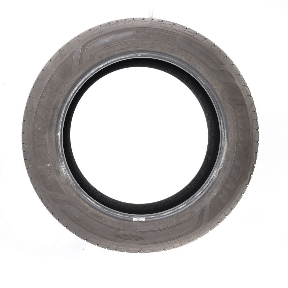 Used 255/55R20 Goodyear Assurance MaxLife 107H - 12/32 - Image 3