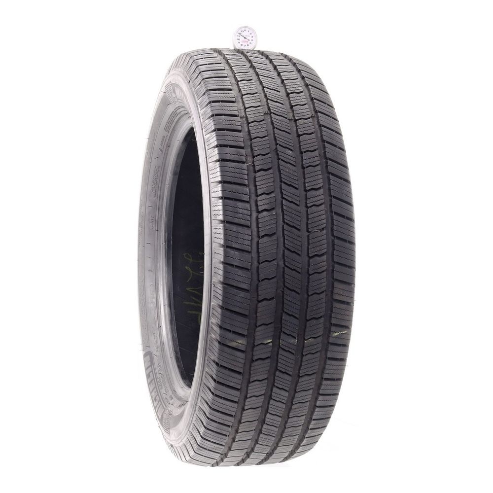 Used 275/55R20 Michelin Defender LTX MS 113T - 11.5/32 - Image 1