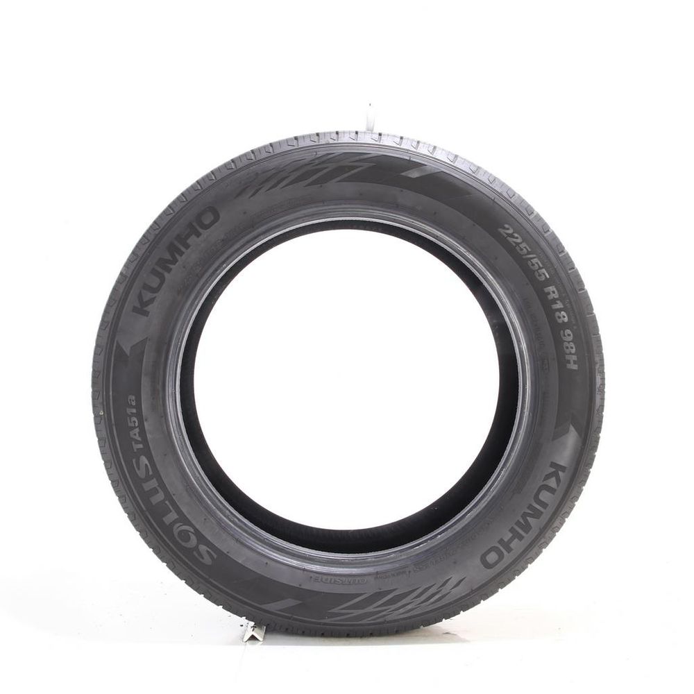 Set of (2) Used 225/55R18 Kumho Solus TA51a 98H - 8/32 - Image 3