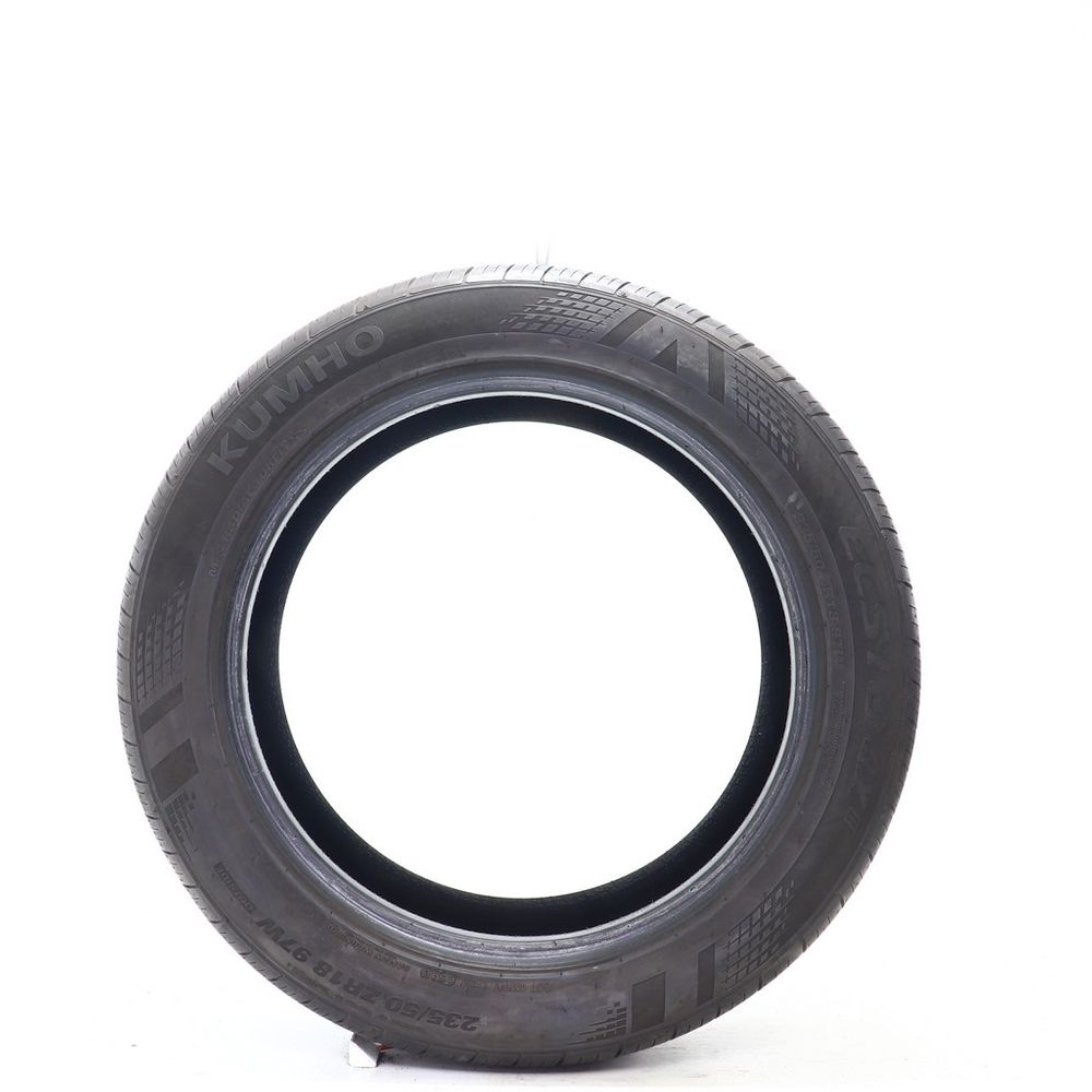 Set of (2) Used 235/50ZR18 Kumho Ecsta 4X II 97W - 8.5-9.5/32 - Image 3
