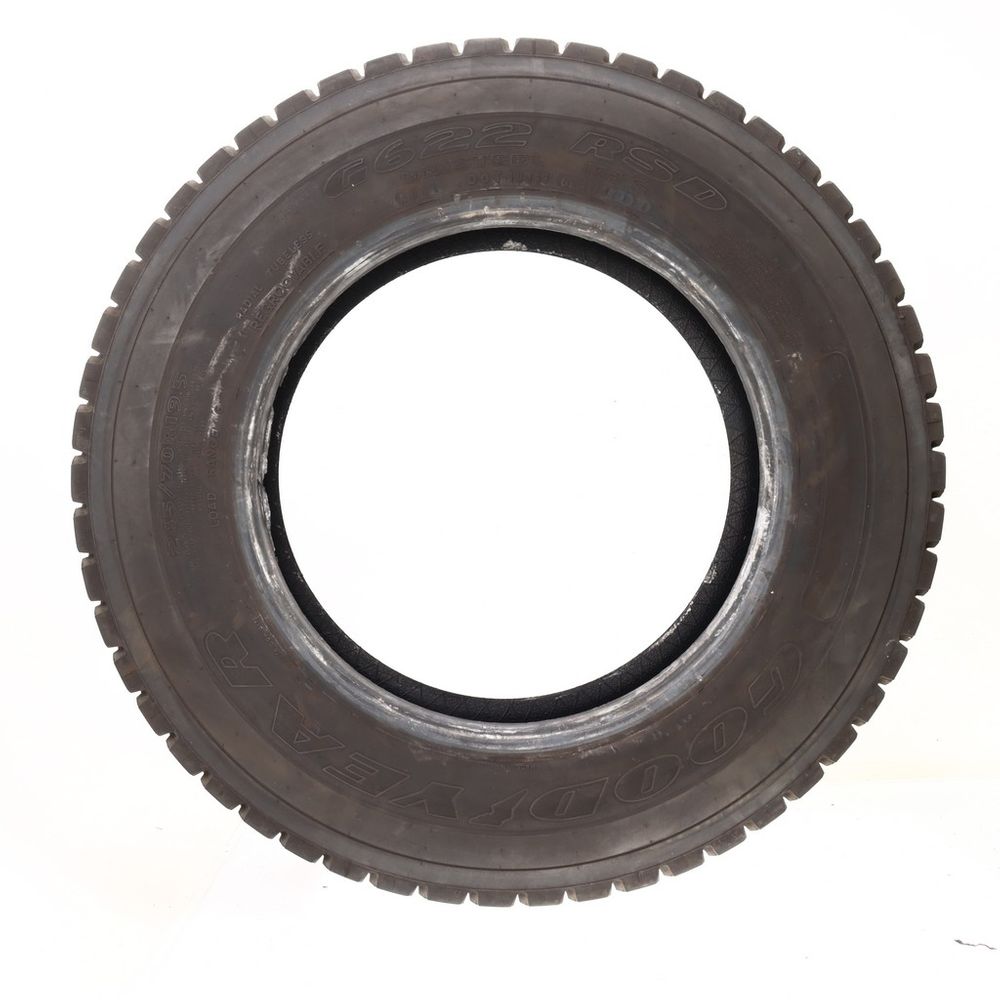 Used 245/70R19.5 Goodyear G622 RSD 1N/A - 17/32 - Image 3