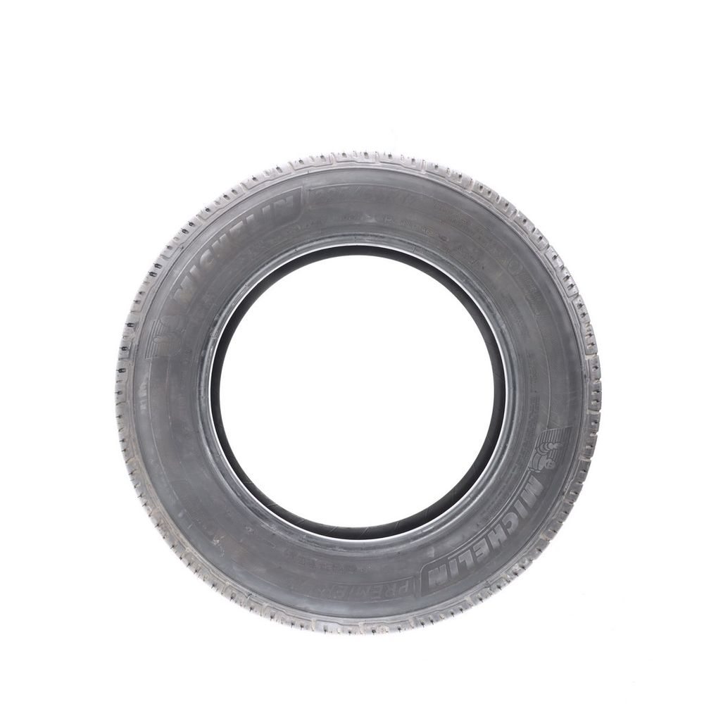 Set of (2) Used 225/65R17 Michelin Premier LTX 102H - 7.5/32 - Image 3