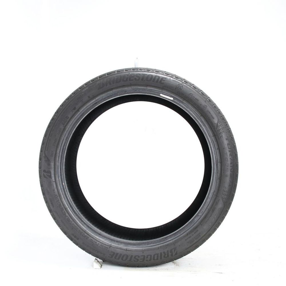 Set of (2) Used 245/40R19 Bridgestone Turanza T005 RFT 98Y - 7-8.5/32 - Image 3